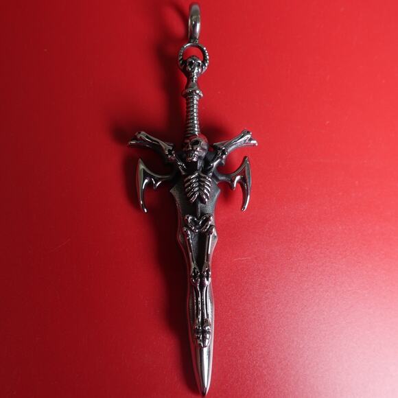 DP-1148 AAB Style — Stainless Steel Large Spade with Skull Crucifix Pendant - Picture 1 of 4